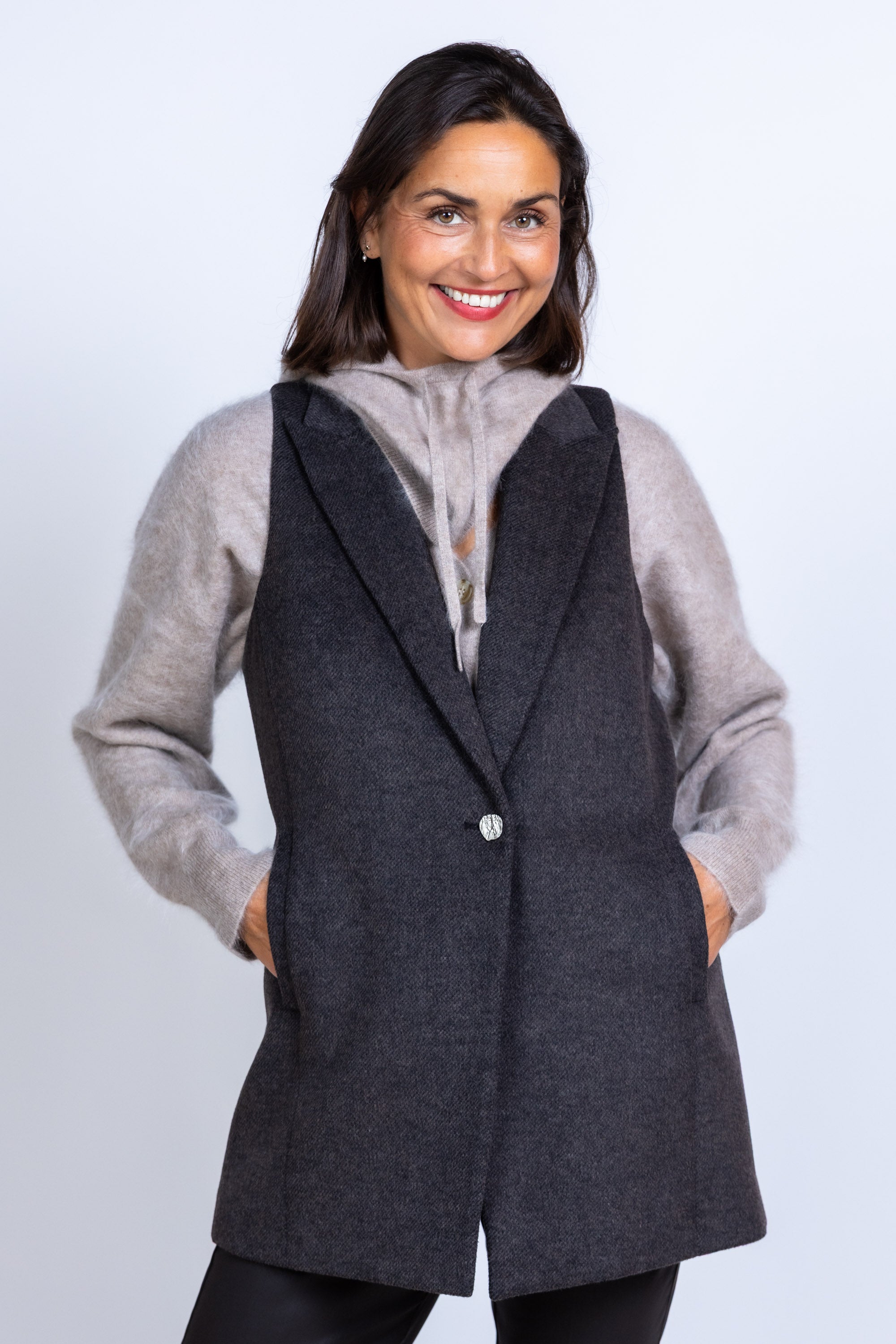 Lang gilet met knoop - Antraciet