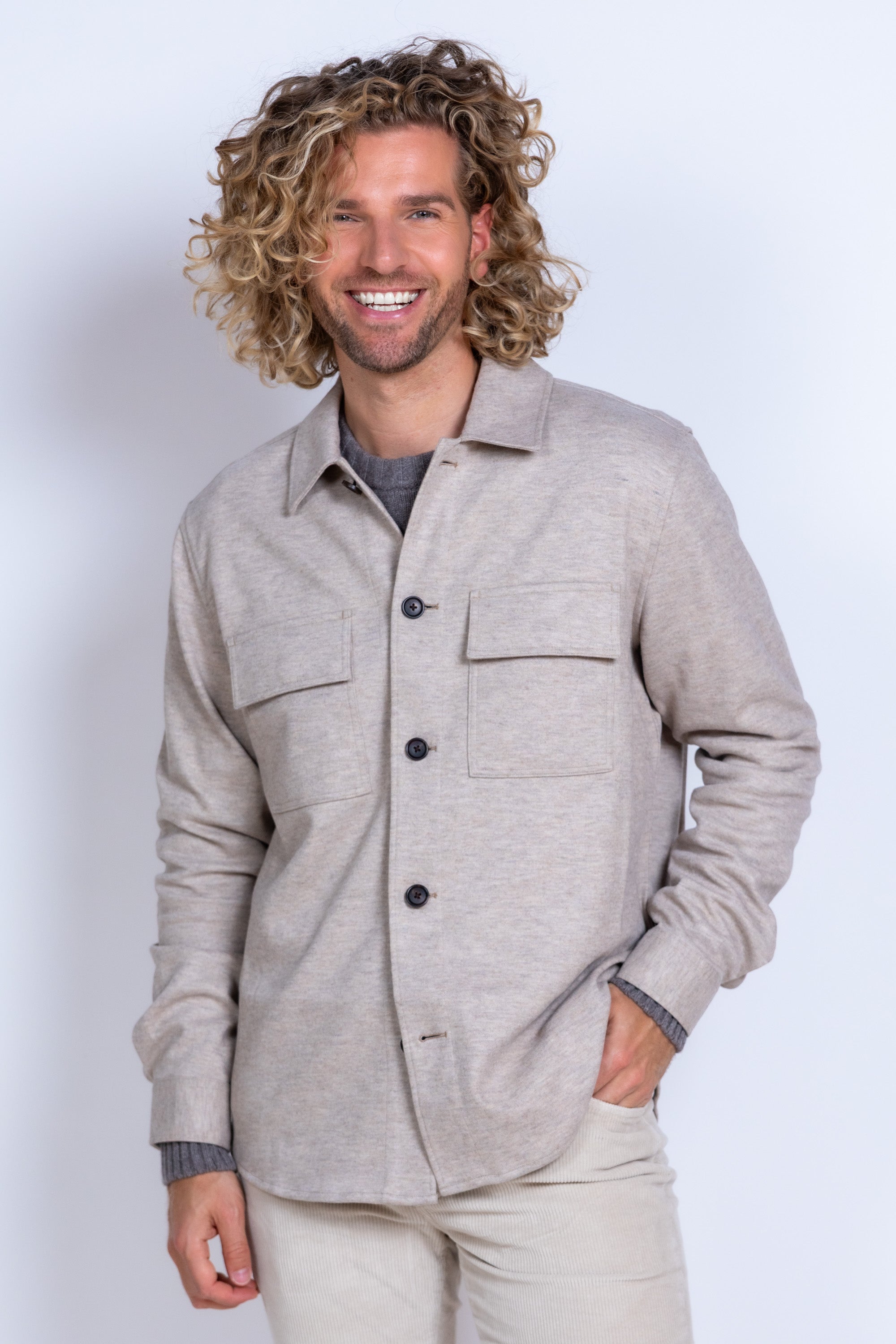 Jasje met knopen - Beige
