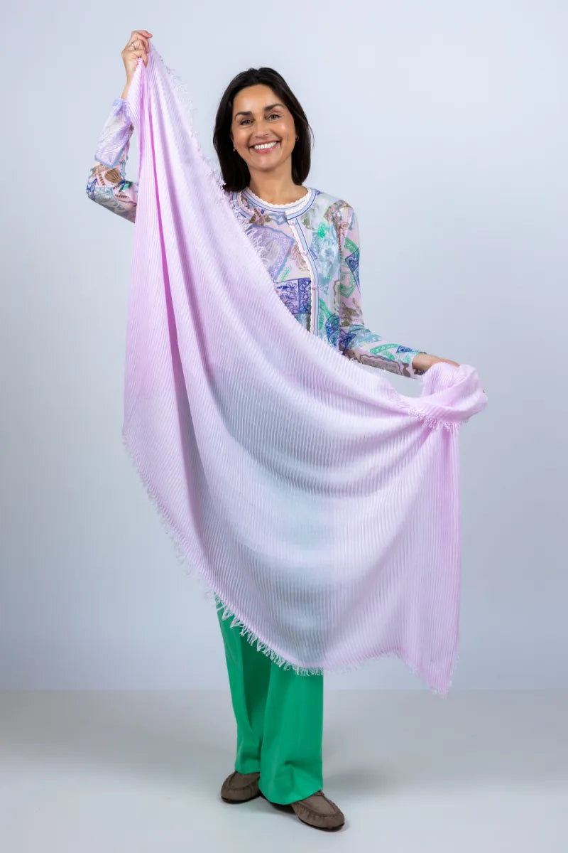 MARCCAIN COLLECTIE MARCCAIN COLLECTIE AC.B4.03 Z70 Sjaal met franjes - Roze