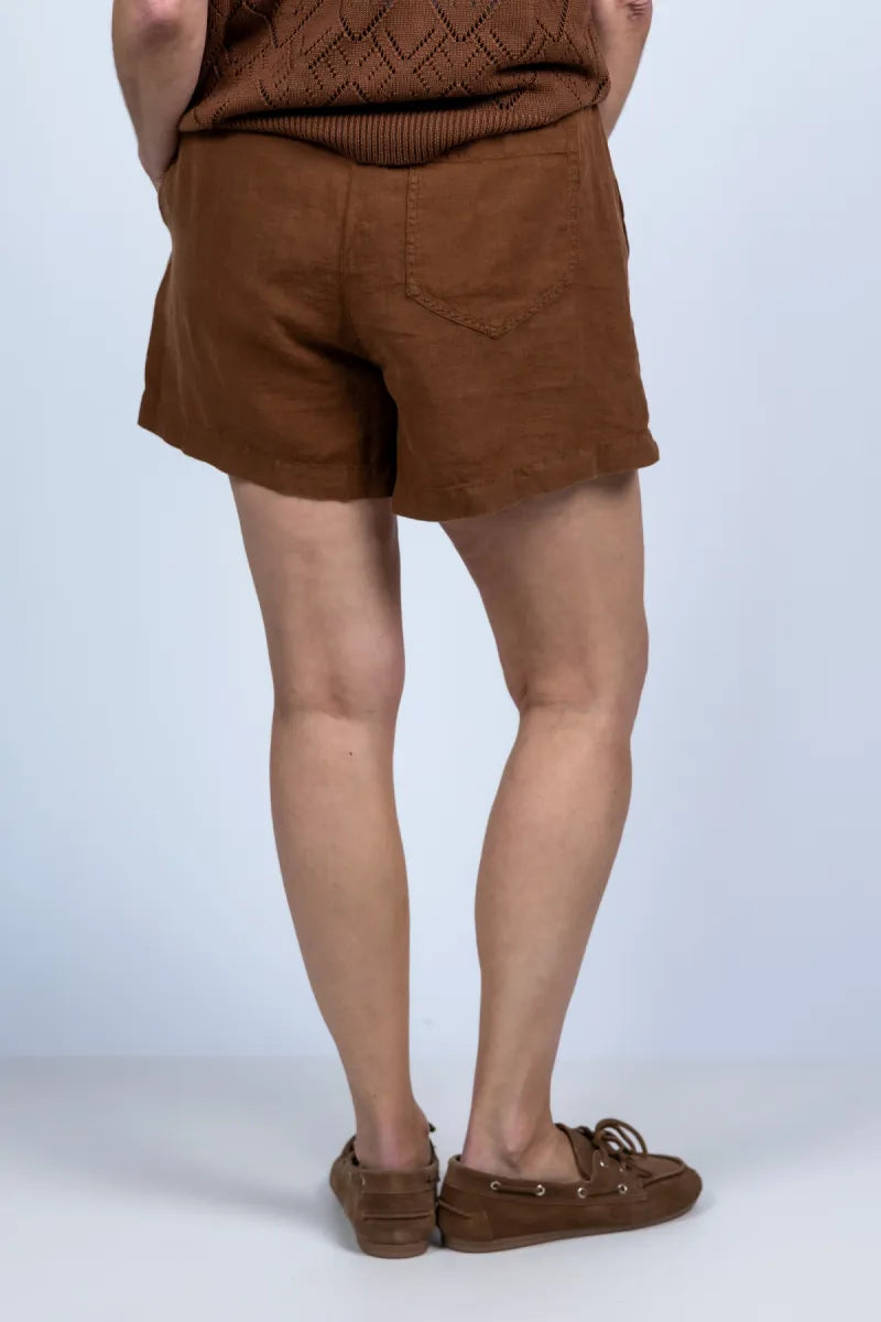BELLAMY GALLERY BELLAMY GALLERY BG211-02 mio Short met strikceintuur - Cognac