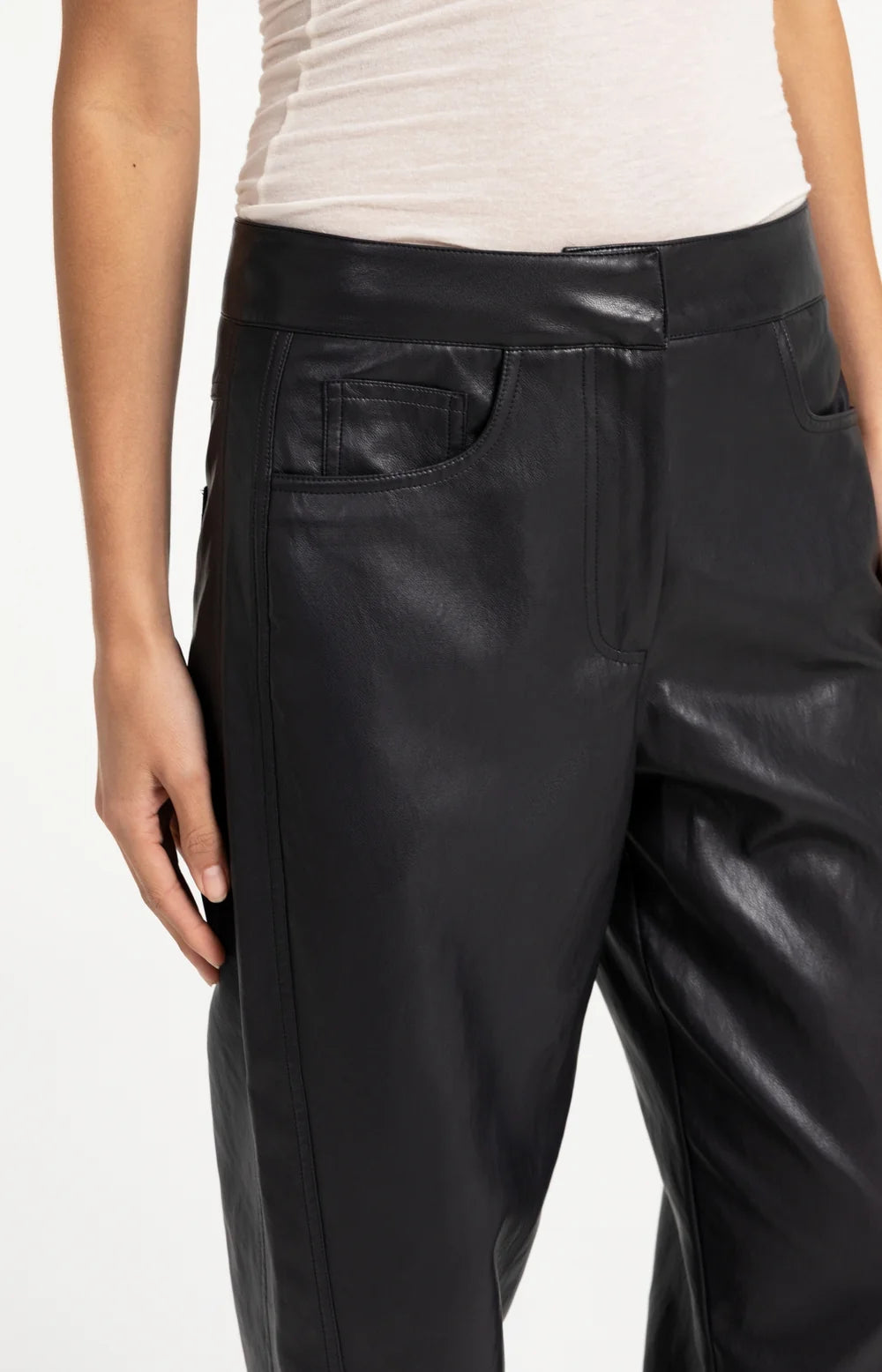 YAYA YAYA 01-309289-609 nearly black