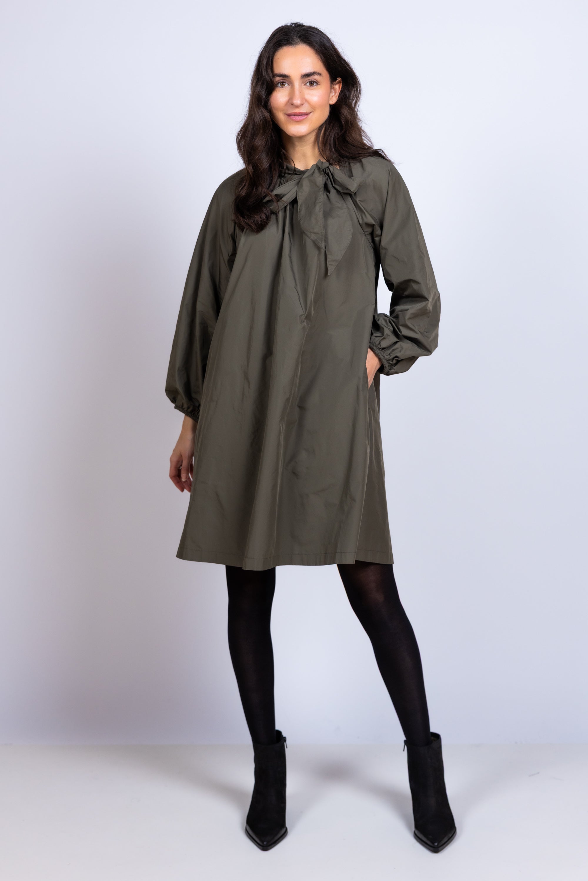 Jurk met strik - Olijfgroen