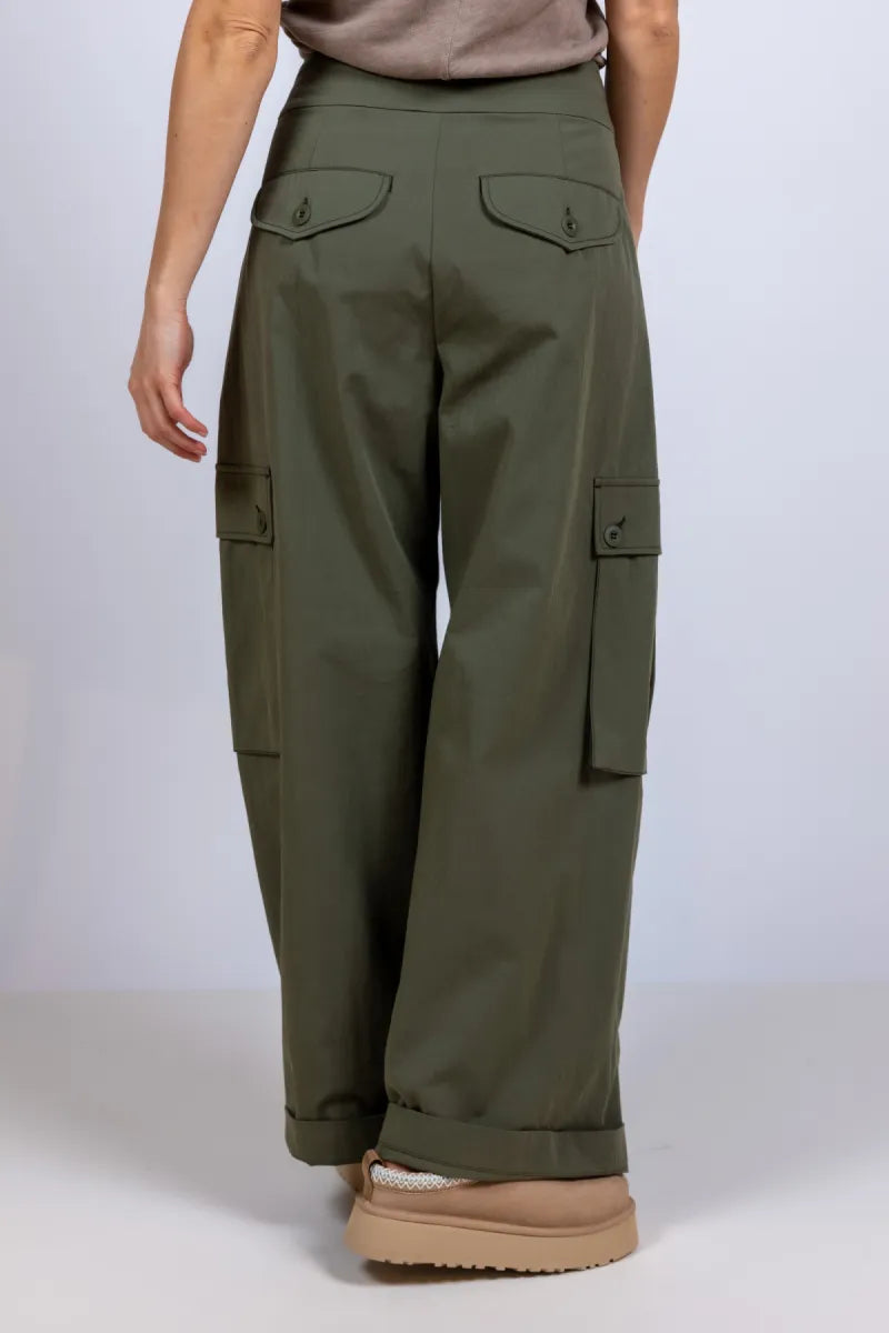 WEEKEND BY MAX MARA WEEKEND BY MAX MARA AQUILA Broek met zakken - Olijfgroen