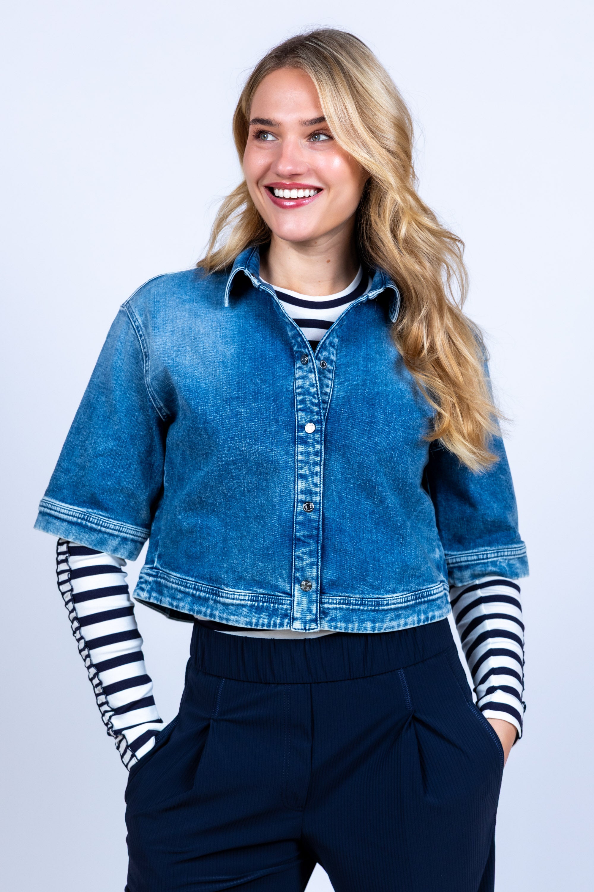 Jasje met knopen - Jeans