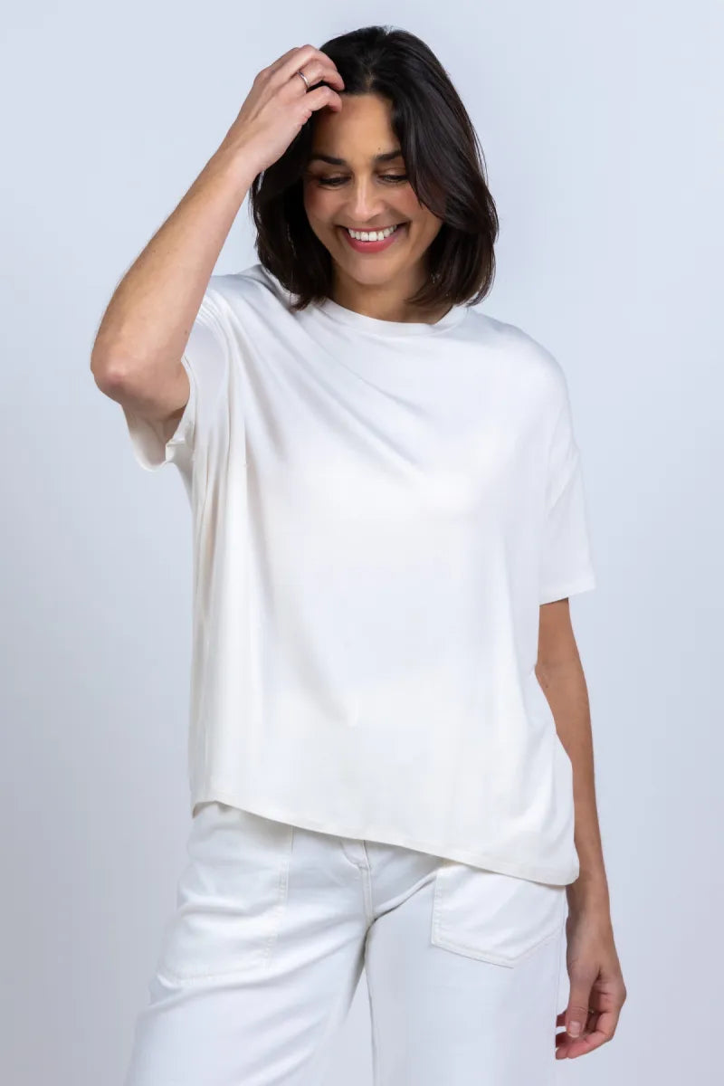 MAJESTIC MAJESTIC M001-FT1104 MAJESTIC M001-FT1104 T-shirt met korte mouwen - Ecru