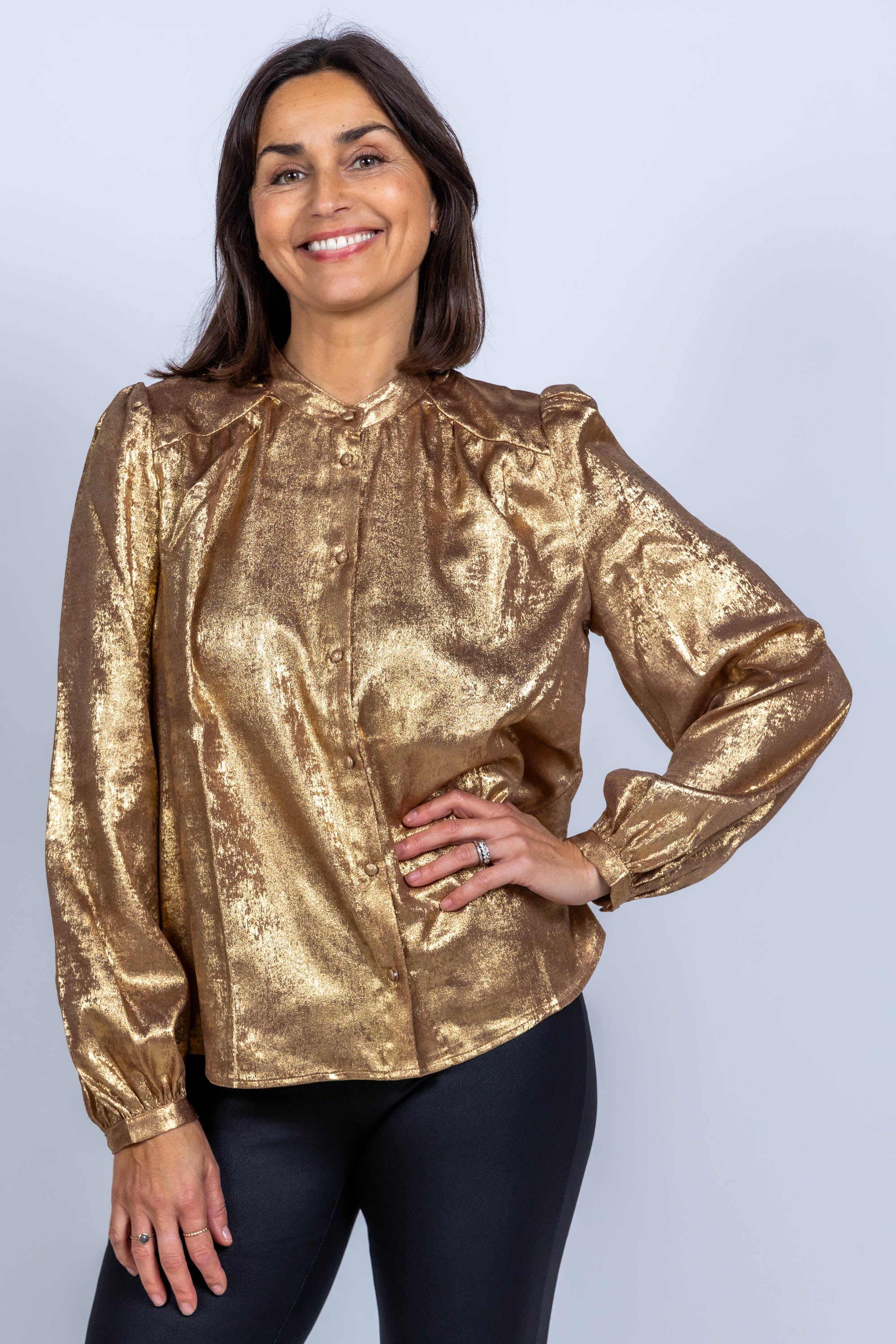 Blouse met knopen - Goud