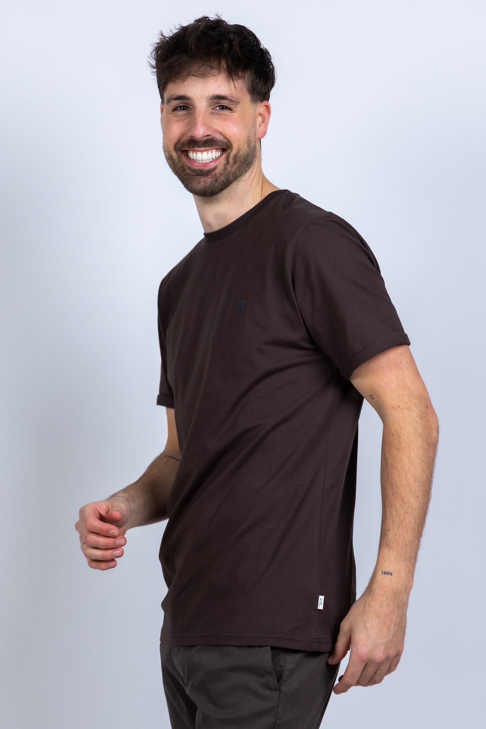 T-shirt met logo - Bruin