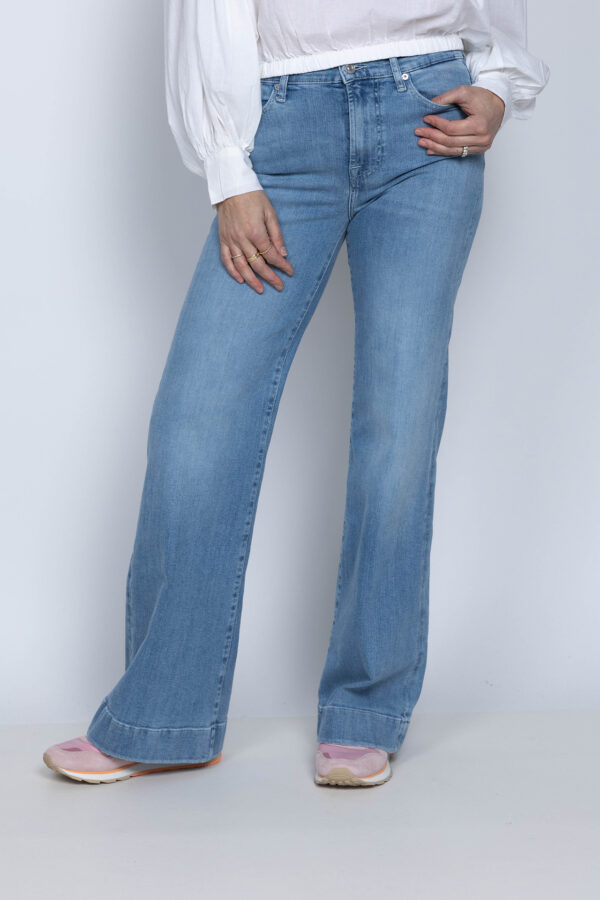 7 for all Mankind jeans