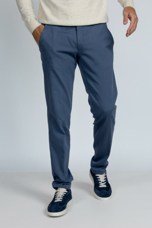 Hiltl chino