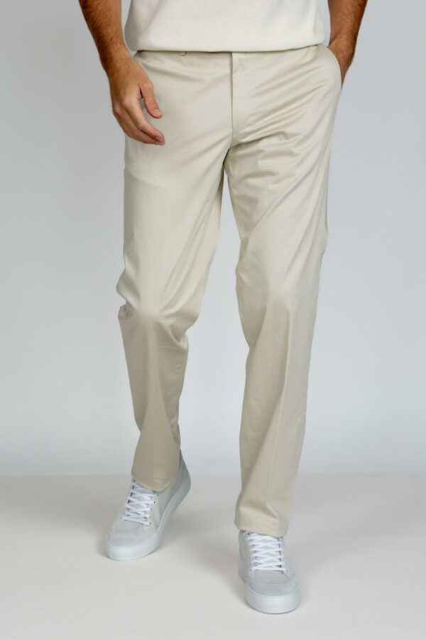 Hiltl chino